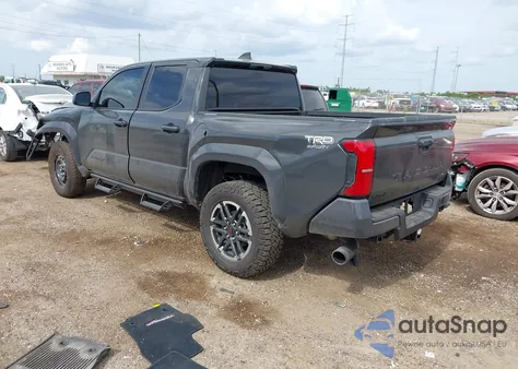 2025 Toyota Tacoma Trd Sport 4Wd z USA, uszkodzony, nr VIN 3TMLB5JN1SM112238